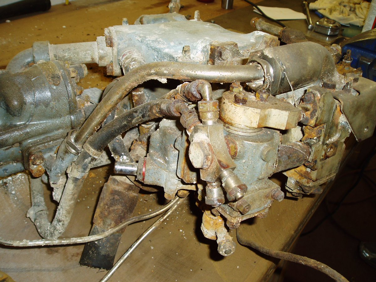 bluebirdk7's tweet photo. K7's original fuel control system. That was a project within a project but when she returned to the water after 51 years the same system supplied fuel to the engine as had supplied fuel on 4th January 67.
#bluebirdproject # engineering #restoration #boat #teamwork https://t.co/qiqv3g99ms