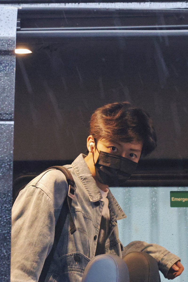 cauliflower813's tweet photo. 241211 EWR🛬

#JAEMIN #재민 #ジェミン https://t.co/UfivapdBM7