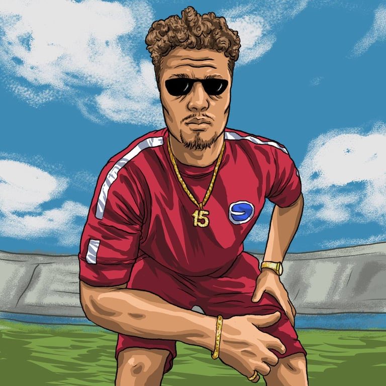 BasePioneer's tweet photo. If Patrick Mahomes swapped those gold chains for $Boomer, he'd dodge inflation faster than a linebacker! At @BoomerOnBase, we're launching more drives than a football season, all on @base, where the real playmakers are! Keep up, kids! https://t.co/W92dIG1Vew