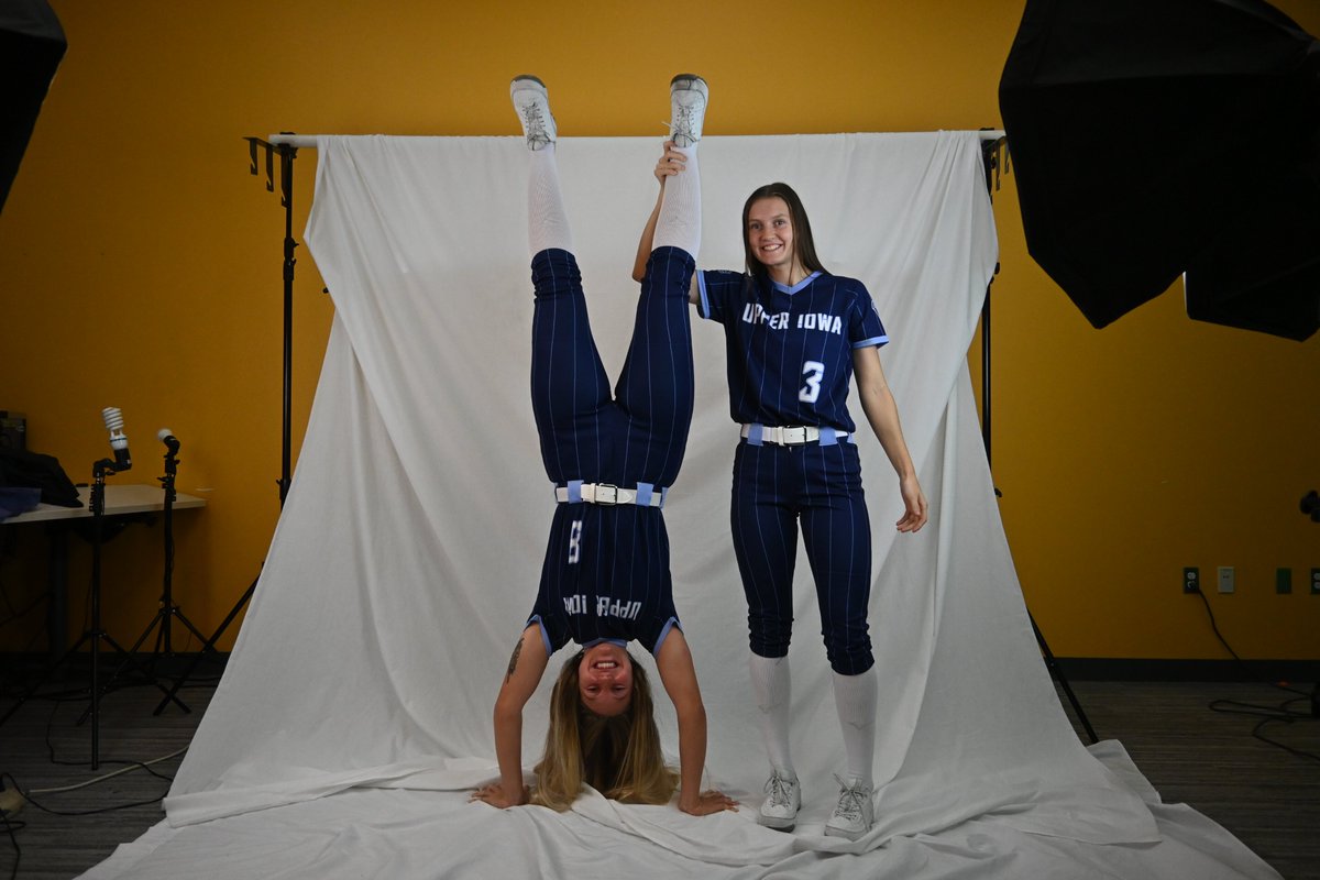 Since it's the season of awkward family photos, we thought we would show you a few of our family pictures❕

However, there is nothing awkward about these...

#FeathersUp🦚