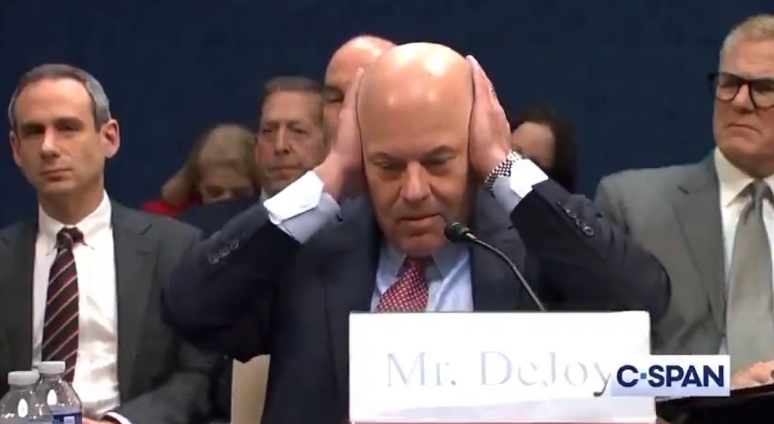 SouthernSaoirse's tweet image. Me don’t have to listen if me don’t want to😅
#postmaster #DeJoy #listen #crybaby