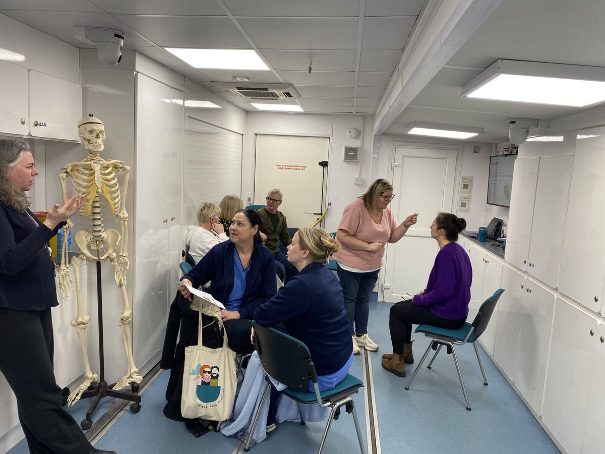 Karen Johnstone 💙 tweet media