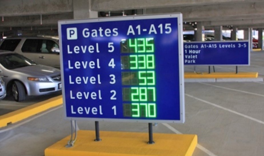 MCO's tweet photo. Exciting news! Today, GOAA's Board approved projects to enhance the customer experience at MCO:
🛍️ New dining &amp; retail in Terminals A/B &amp; airsides, featuring local favorites.
🅿️ High-Tech Parking System to locate spots faster &amp; save time.
Details: https://t.co/QRMB8oLGCo https://t.co/tkyRTCI0c0