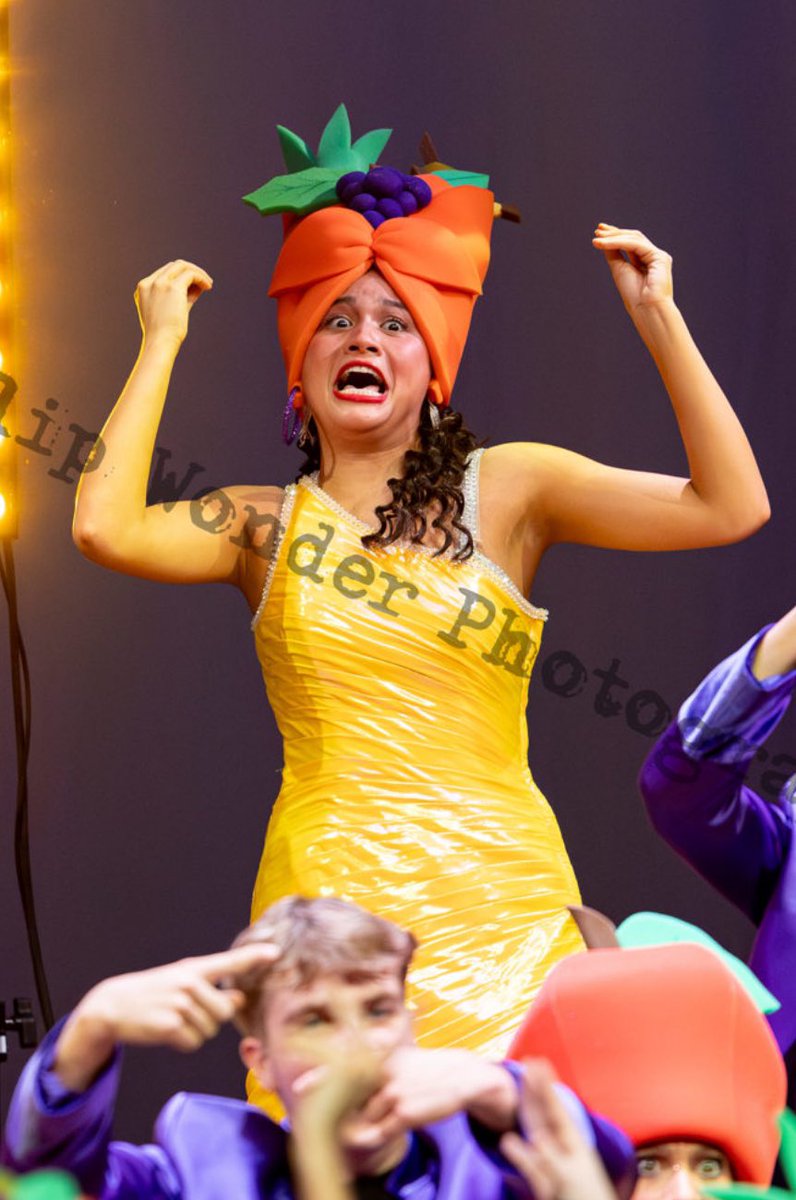 Happy birthday Fiona!!!!!!! 🌟🎊💙💚