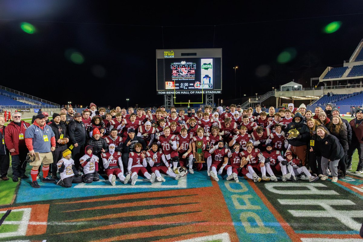jake_uhly's tweet photo. Thank you Watterson football for the best four years of my life. I am so grateful for the best coaching staff and teammates. No better way to go out than a perfect 16-0 season. State Champs! https://t.co/5GoaYSgwjx