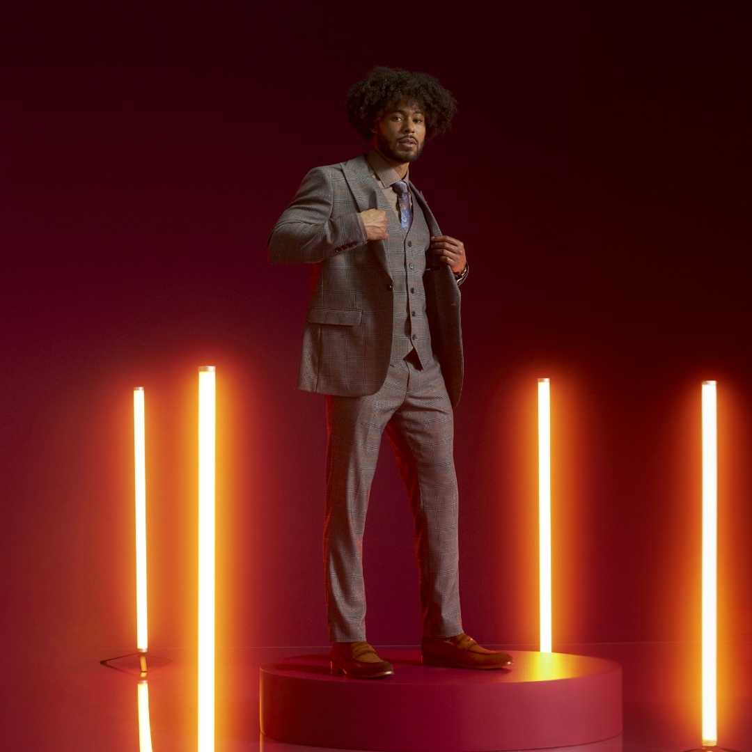 The podium perfect look of our Burke.

#stacyadams #stepintostyle #dapperfit