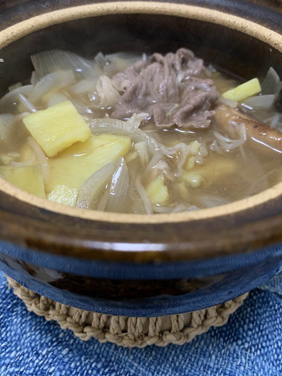 おはようございます🌞

朝鍋でポカポカ
あと２日頑張ります♨︎