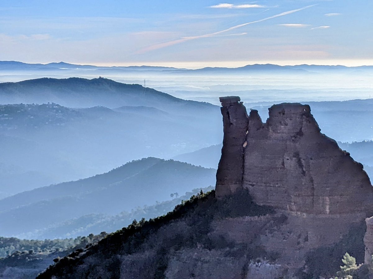 <a href="/lasajolida/">La Sajolida</a> <a href="/sonia_carrio/">Sonia</a> <a href="/Basseta/">Basseta</a> <a href="/martamasies/">La Caçadora de Masies</a> <a href="/MuntanyaV/">Muntanya Valenciana</a> <a href="/PaisRutes/">Rutes del País Valencià</a> <a href="/desficacis/">Vicent Mengual</a> <a href="/ramonsunyer/">ramon sunyer</a> <a href="/PepinoAcn/">Pepino Acn</a> <a href="/MaiteLaDPiles/">Maite la de Piles 🍊</a> <a href="/miquelnotari/">Notari i Ibanyes</a>