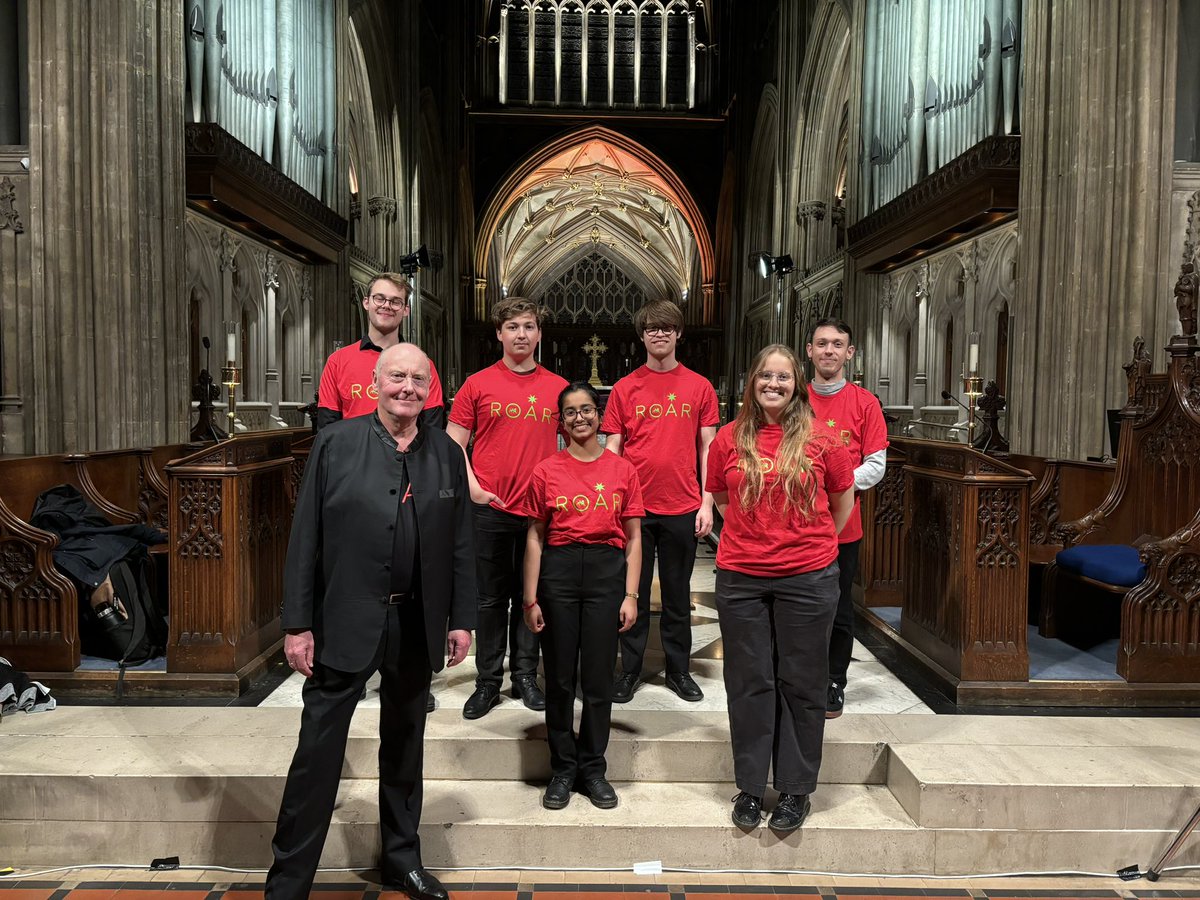 Joe Cryan (@mu203jc) on Twitter photo And there we have it - a wonderful night with our choral scholars singing with <a href="/GabrieliCandP/">Gabrieli</a> and <a href="/Paul_McCreesh/">Paul McCreesh</a>!
A great night by all - now just 9 lesson to deal with <a href="/stmaryredcliffe/">St Mary Redcliffe Church</a> And there we have it - a wonderful night with our choral scholars singing with <a href="/GabrieliCandP/">Gabrieli</a> and <a href="/Paul_McCreesh/">Paul McCreesh</a>!
A great night by all - now just 9 lesson to deal with <a href="/stmaryredcliffe/">St Mary Redcliffe Church</a>