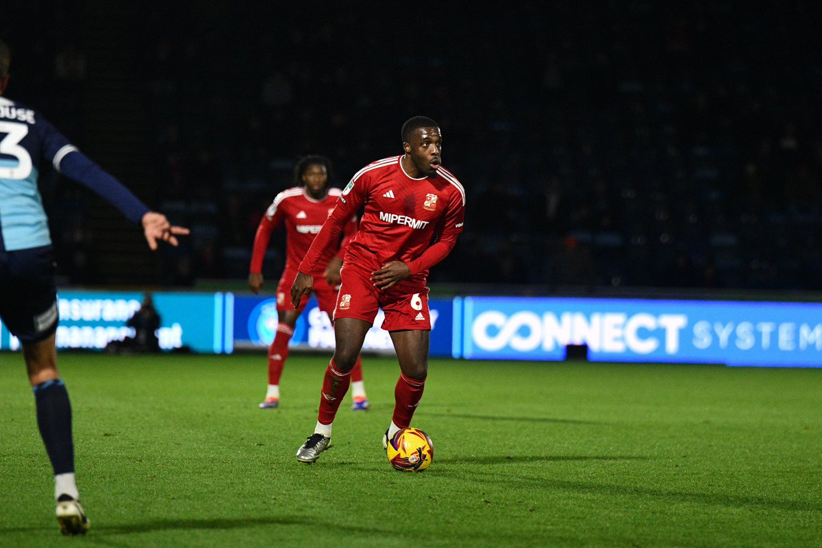 NnamdiOfoborh4's tweet photo. big win last night !
good to see some familiar faces and loved being back at adams park. 
massive thank you to all the fans who travelled ❤️ https://t.co/x114lTuopa