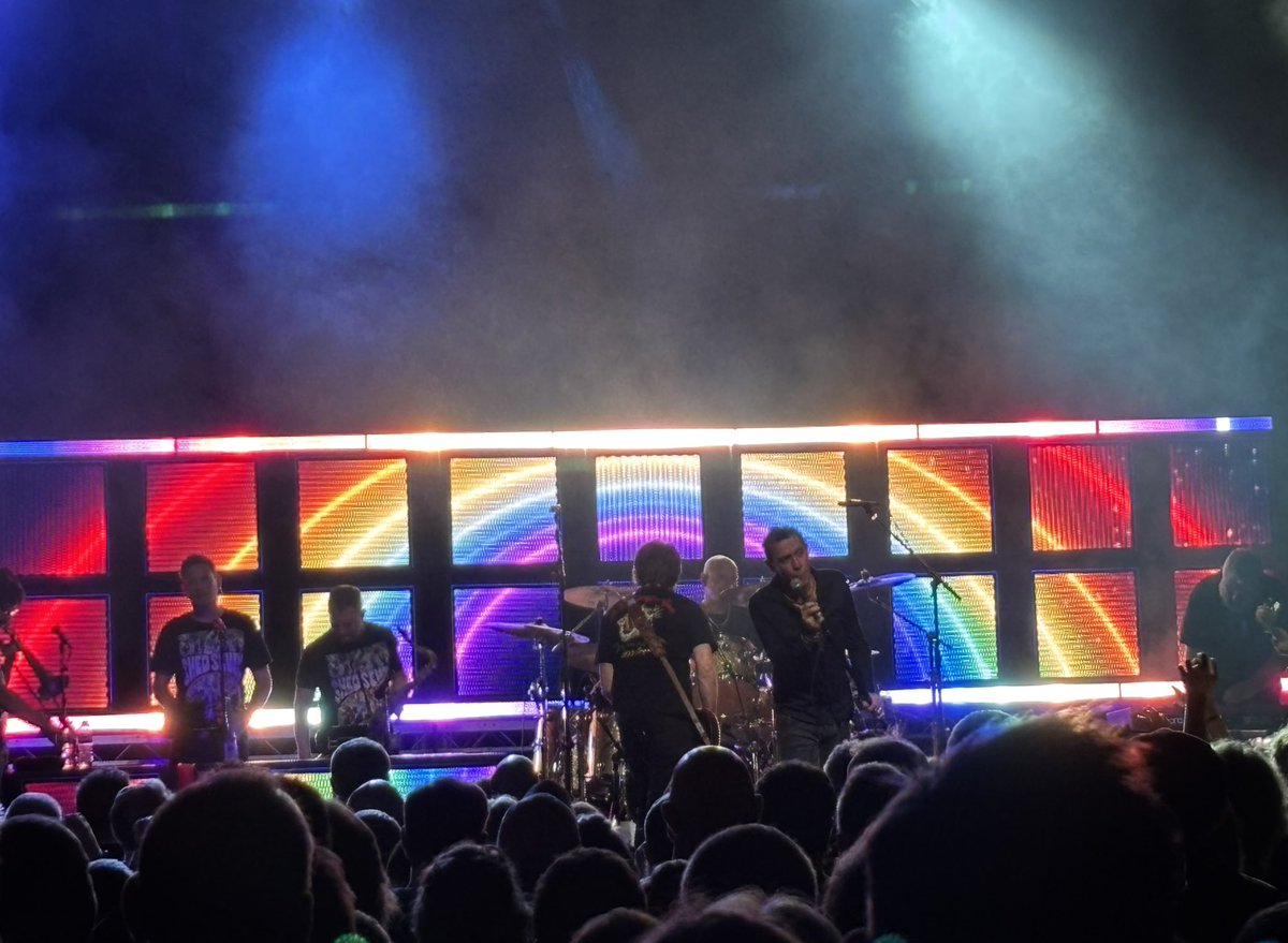 Catherine Darlow tweet media