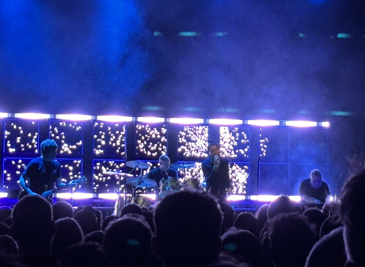 Catherine Darlow tweet media