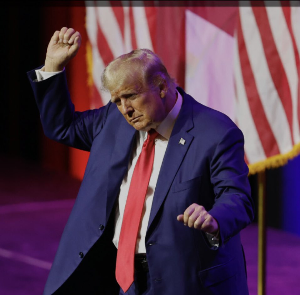 TRUMP DANCE CTO tweet media