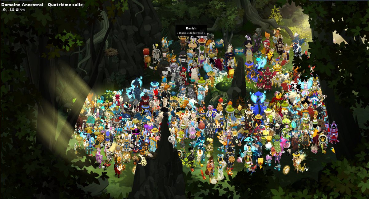 Donjon Abraknyde Ancestral en deux images sur <a href="/DOFUSfr/">DOFUS</a> 

Image 1 : les gens qui réussissent à lancer un groupe
Image 2 : La plèbe de dofus