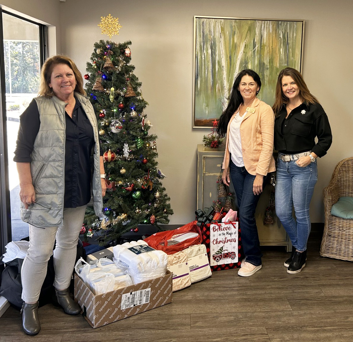 FLA_Architects's tweet photo. THE GIFT OF GIVING  
Florida Architects was happy to donate a much-needed supply of bed linens and bath towels for the emergency shelter at Anchorage Children's Home today. Together, we can all make a difference. https://t.co/CqaWzKsMK8