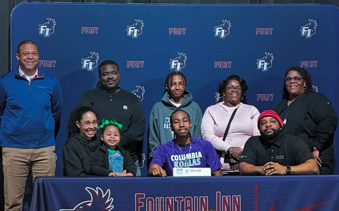 Congratulations to Alex Smith and Jaiden Gray!! Both athletes have committed and signed to Columbia College!!