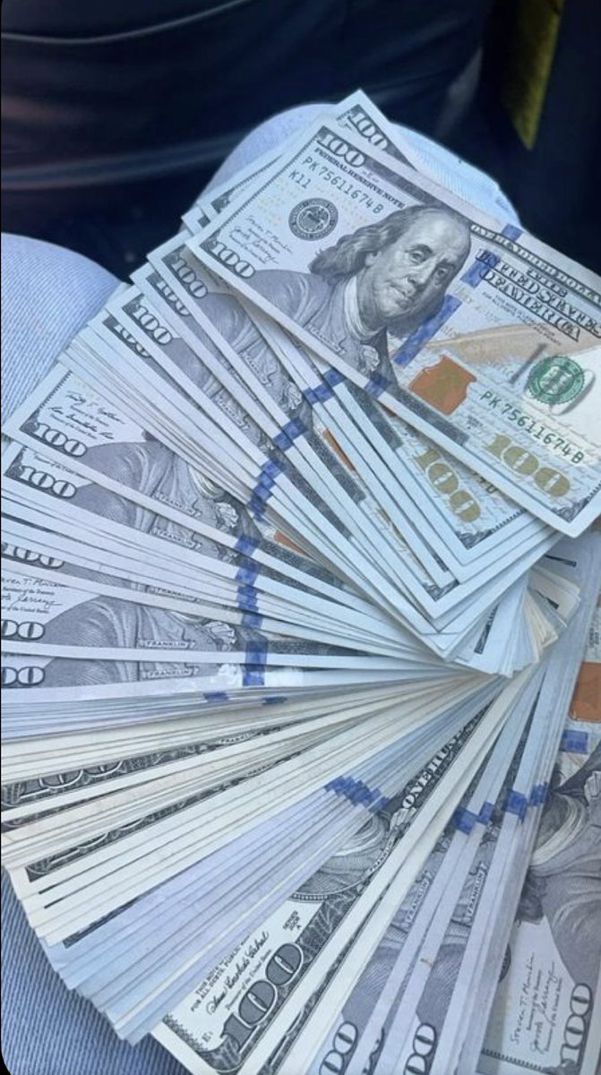 lisajaygo's tweet image. Giveaway package 😍🎁🌲🌲