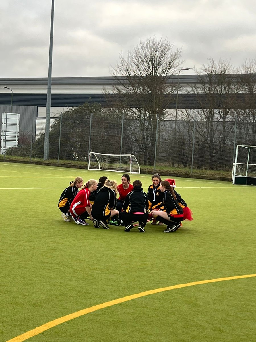 OratoryHockey's tweet photo. Senior #InterHouse ๐ yesterday ๐กโซ๏ธ https://t.co/JprircIq9i