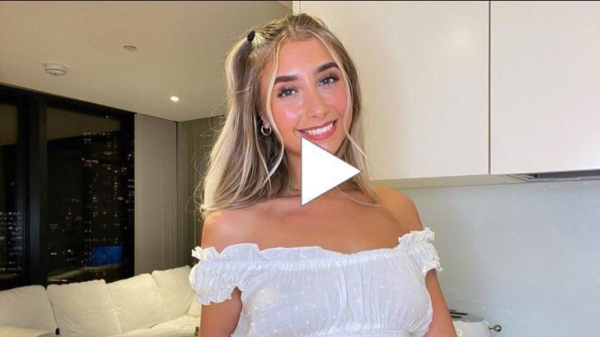 oxy_on_pc's tweet image. FINALLY I GOT PRIVATE VIDEO OF LILY PHILLIPS.

bio.site/Xlxvideo

lillian phipps lillian phillips 100 guys lilian phillips lillian phillips lily phillips 101 lily phillips video lily philips lilly phillips lily phillips twitter lily phillips videos 