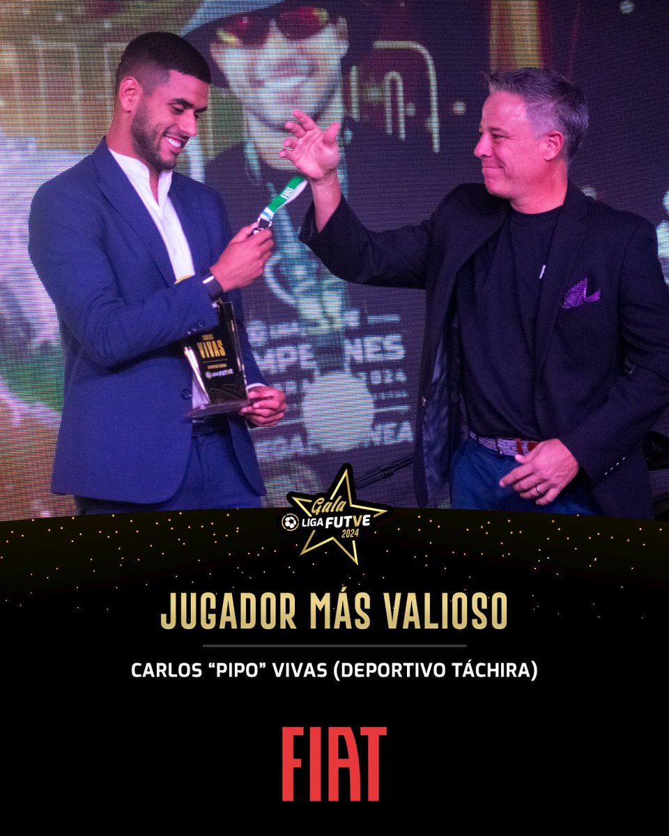 LigaFUTVE's tweet photo. 🔝 • Carlos Vivas es el Jugador Más Valioso de la Temporada 2024 de la @LigaFUTVE 

🔥 • El joven central sigue la línea ascendente y completó la mejor campaña de su carrera, siendo pieza clave en la conquista de la undécima estrella para @DvoTachira 

💥 • Pipo representa intensidad, inteligencia y seguridad. Además nos regaló uno de los mejores goles del año y su rendimiento sobresaliente le dio un lugar constante en las convocatorias de la @SeleVinotinto 

🤩🙌🏼 • Y para cerrar la #GalaFUTVE2024 de la mejor manera, nuestros aliados de @fiat_ve premian su gran temporada con un sensacional Argo Trekking

#VenezuelaEsFUTVE