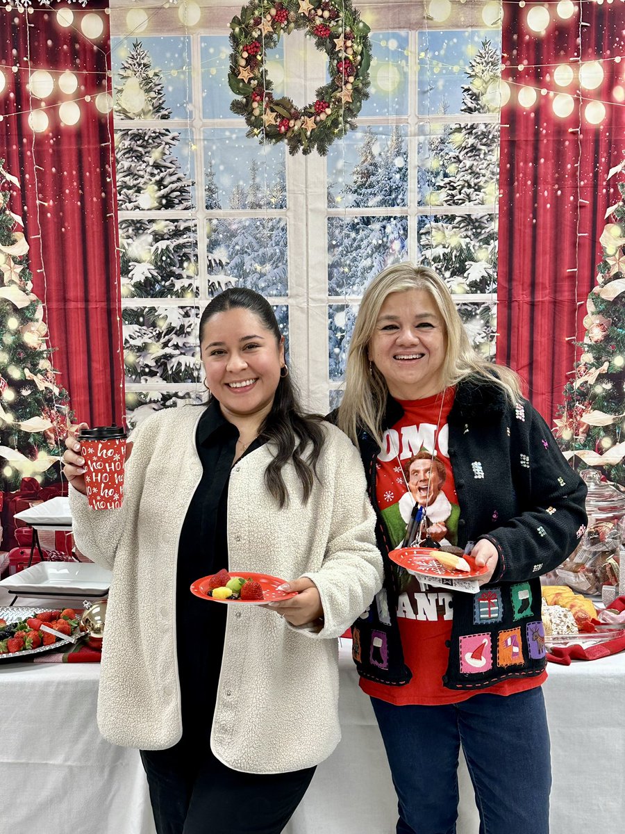 Ms. Muñiz 🍎 (@nancymuniz20_) on Twitter photo Christmas coffee bar this morning from my fabulous principal ☕️ 🎄🎅🏼 <a href="/whiteconstance1/">Constance White</a> <a href="/Hill_AISD/">Hill Elementary School</a> Christmas coffee bar this morning from my fabulous principal ☕️ 🎄🎅🏼 <a href="/whiteconstance1/">Constance White</a> <a href="/Hill_AISD/">Hill Elementary School</a>