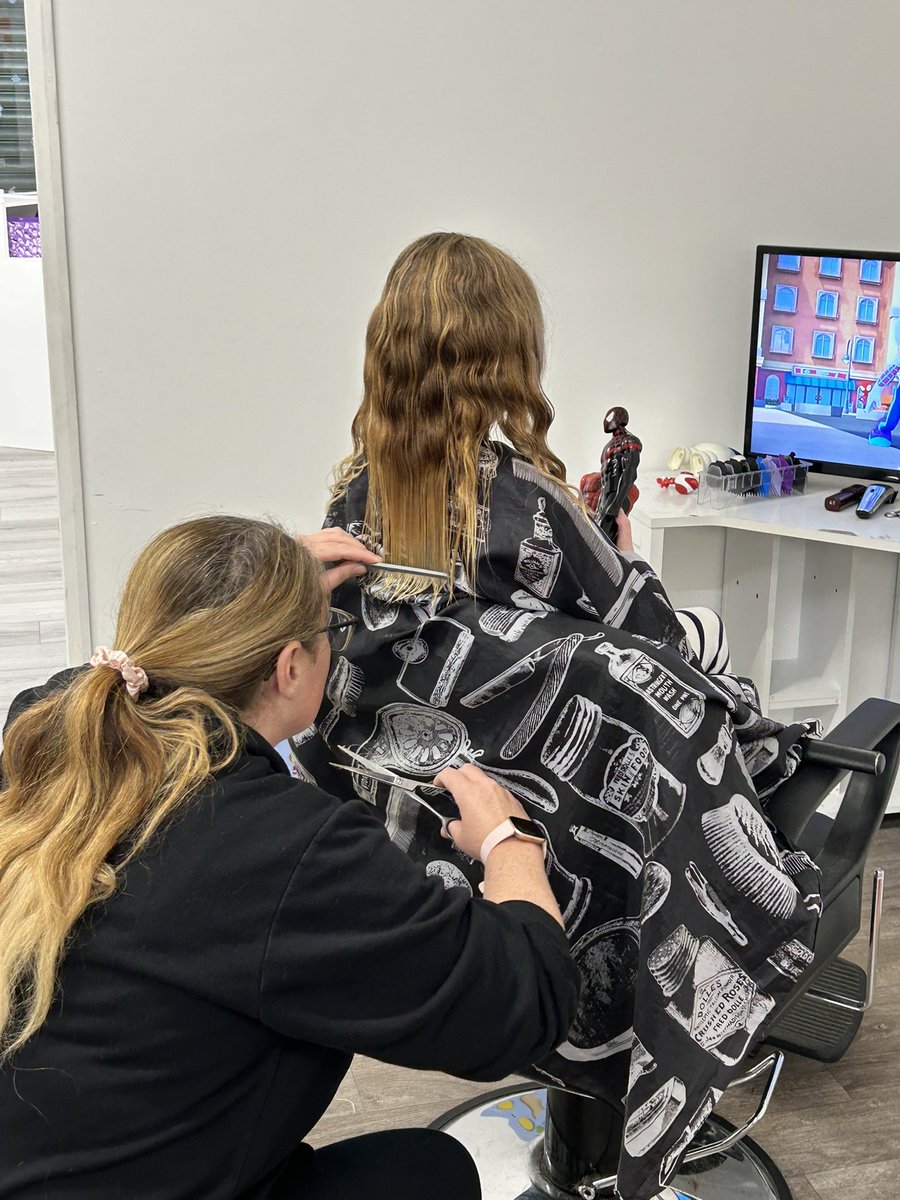 nicolab29's tweet photo. Sat hair cut, Sun Moana and Mon panto🥳 @WeAreCastleway we haven’t managed any of these since Feb 2020!💪 x @IanBeattie https://t.co/PZ54X4l2mO