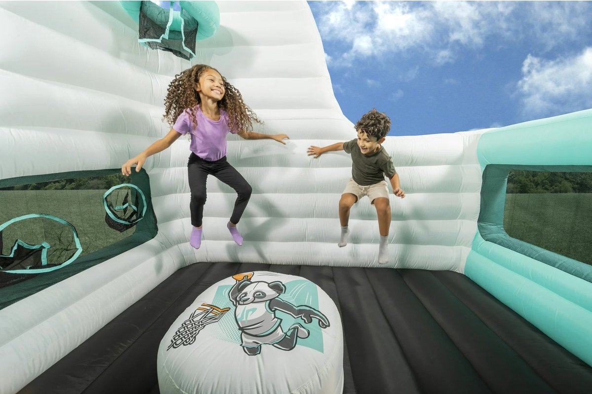 frugalfreebies's tweet photo. What’s the funniest thing you’ve seen during a kid’s party?
Ultimate Sports Inflatable Bounce House
You save $100.98
Walmart: https://t.co/PAPnhRM5Uy (ad)
#FamilyFun #BounceHouseMadness #EndlessPlay #BackyardGames #BirthdayLaughs #WeekendVibes https://t.co/HSupJinxeN
