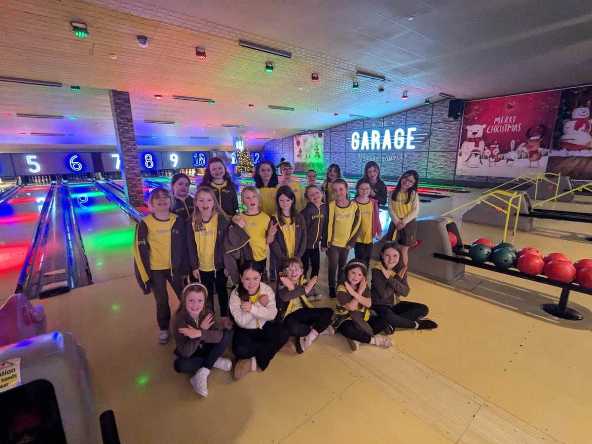 We love seeing what all of our Units do for their last night of term! 🎅🏻🎄
Here we have 6th Troon Brownies ending term in style with some festive 10 pin bowling earlier this week! 🎳
Read more about what girls do in Brownies here: girlguidingscotland.org.uk/sections/brown… 🤎💛