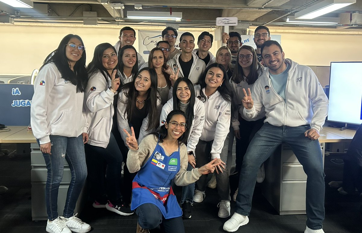 Homecenter_co's tweet photo. ✨ ¡La 3ª edición del Digital Fest fue todo un éxito! ✨
Un espacio donde la tecnología, la innovación y la creatividad impulsan el futuro de esta casa. 🚀
#DigitalFest #TransformaciónDigital #Homecenter #Innovación https://t.co/6qK4PrQDu3