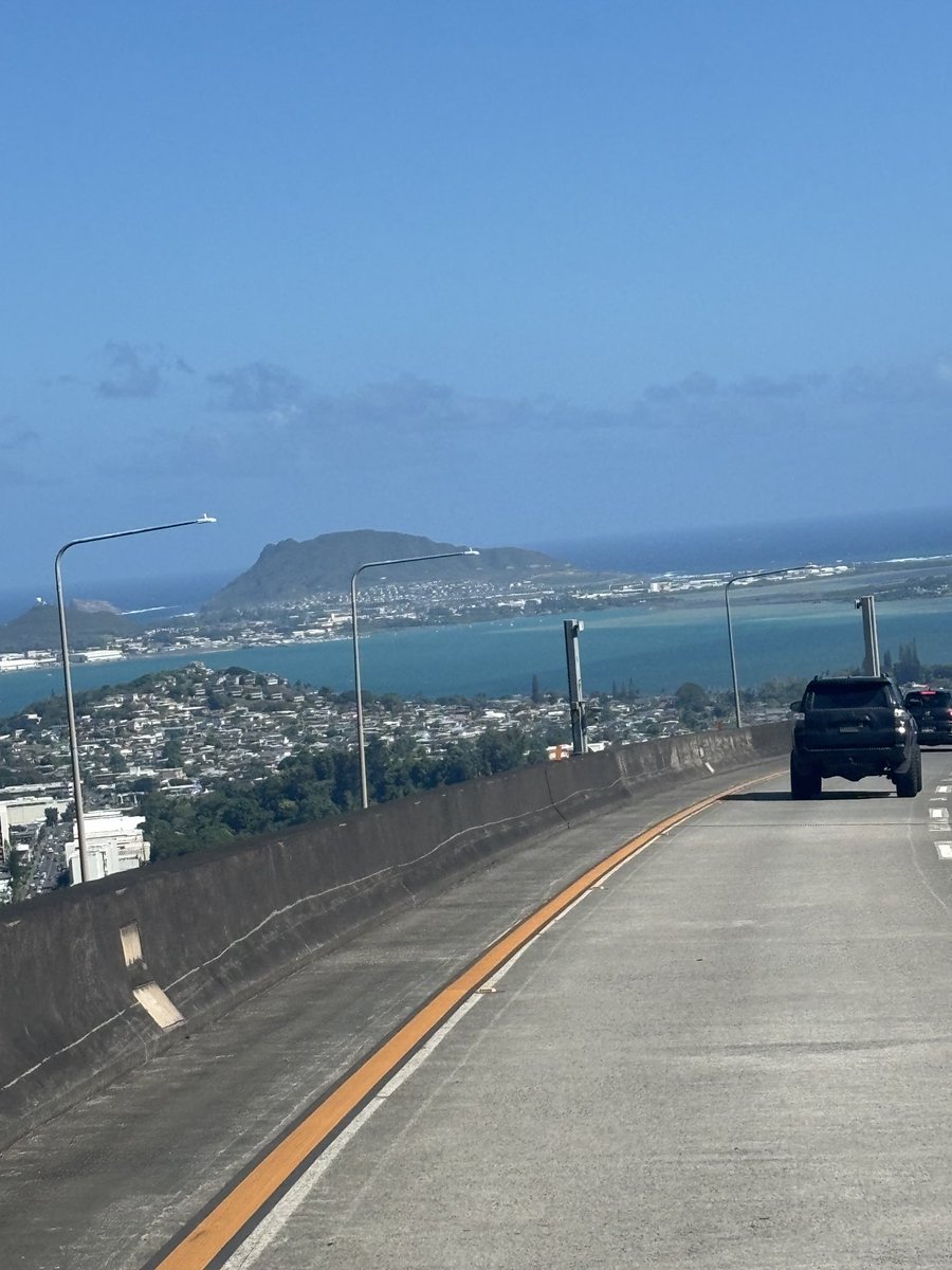 TimCupp6's tweet image. Oldest son is getting married tomorrow In Kane’ohe, this is the Bridge into Kane’ohe from the Waikiki side of the island.