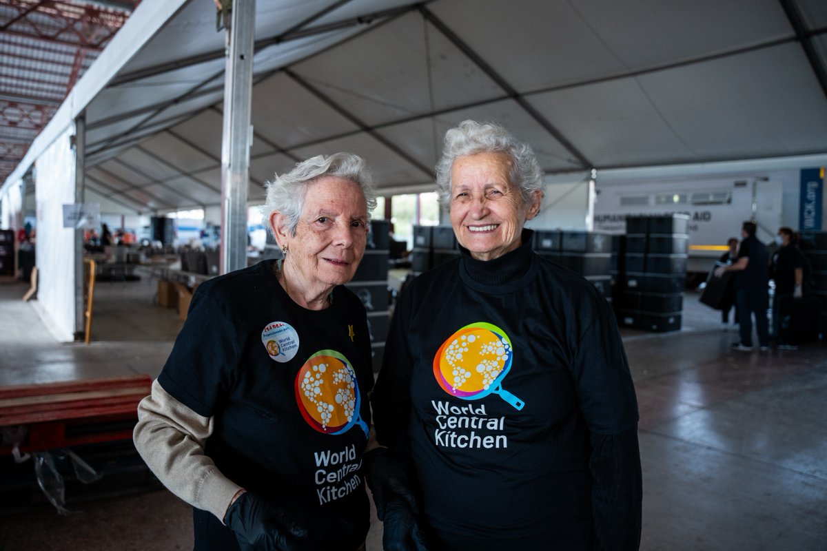 WCKitchen's tweet image. Isabel, 79 (left), and Josefina, 76 (right), are quick to point out that they are more than capable of supporting WCK’s efforts. "I'm doing very well for my age," Isabel said.

Many seniors with extensive volunteer experience are helping drive post-flood recovery efforts in…