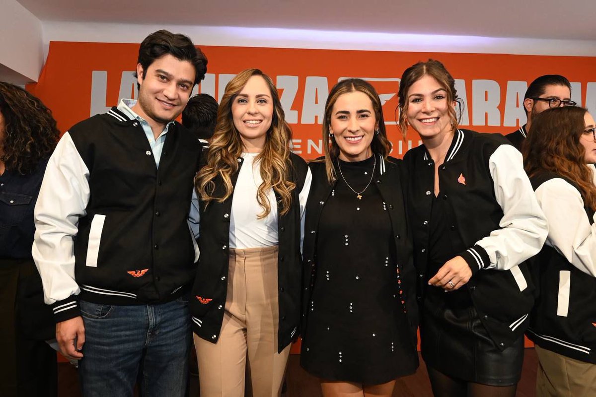 🦅 Hoy, en <a href="/MovCiudadanoMX/">Movimiento Ciudadano | Movimiento Naranja</a> acompañamos a nuestro Coordinador Nacional <a href="/AlvarezMaynez/">Jorge Álvarez Máynez</a> en la presentación de la #FuerzaNaranja que representará a nuestro movimiento en todas las regiones del país. 

Somos una generación de mujeres y hombres que creemos en el poder del trabajo en