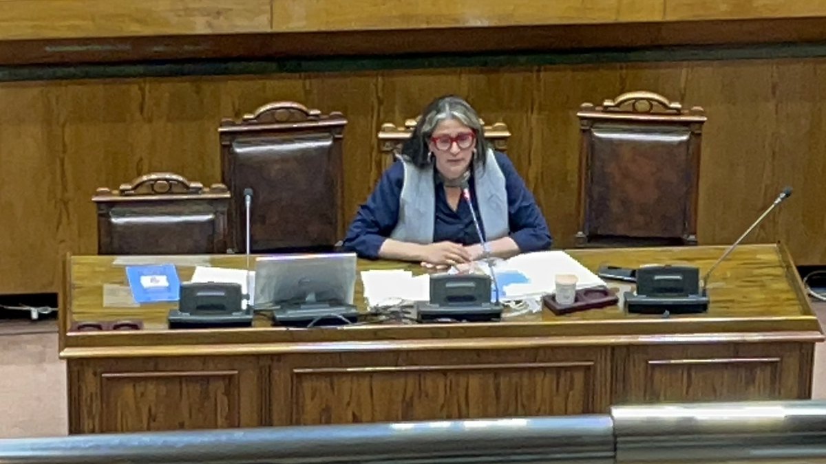 Avanzamos en la reactivación del turismo
El <a href="/Senado_Chile/">Senado Chile</a> aprobó en general el proyecto de ley que atraerá más turistas, generará empleos y fortalecerá la industria audiovisual en Chile. 
Aún quedan etapas para su promulgación, pero es un gran paso hacia el desarrollo del sector