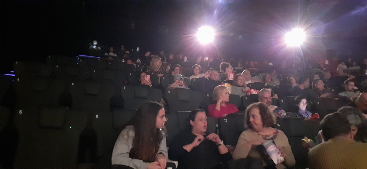 CfaCornella's tweet photo. L'alumnat d'#Anglès i altres grups del @cfacornella, juntament amb les companyes del @CFA_SBOI, hem anat al #cinema #Splau @Cines_Kinepolis per gaudir de la pel·lícula #Wicked @wickedmovie en llengua anglesa i subtitulada.🔥 Una experiència molt enriquidora! @educaciocat #English https://t.co/tsDt9Sd8Nj