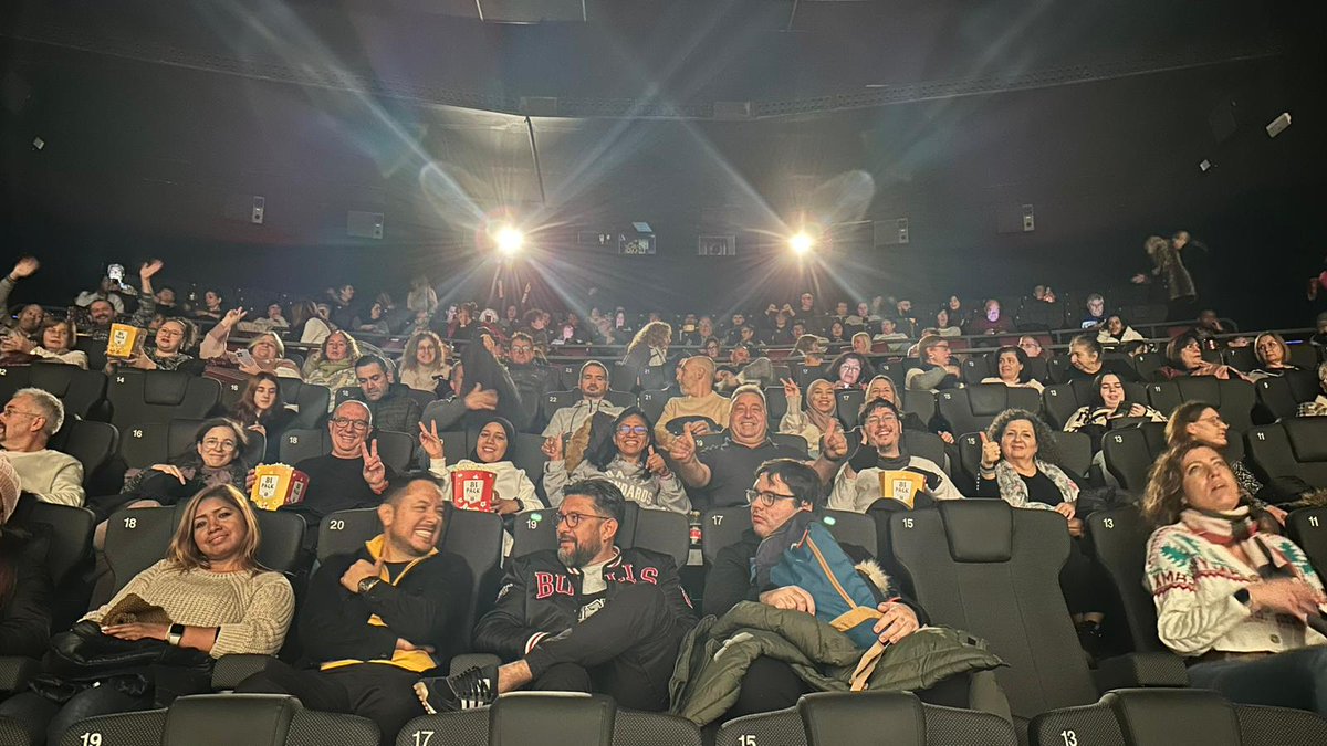 CfaCornella's tweet photo. L'alumnat d'#Anglès i altres grups del @cfacornella, juntament amb les companyes del @CFA_SBOI, hem anat al #cinema #Splau @Cines_Kinepolis per gaudir de la pel·lícula #Wicked @wickedmovie en llengua anglesa i subtitulada.🔥 Una experiència molt enriquidora! @educaciocat #English https://t.co/tsDt9Sd8Nj