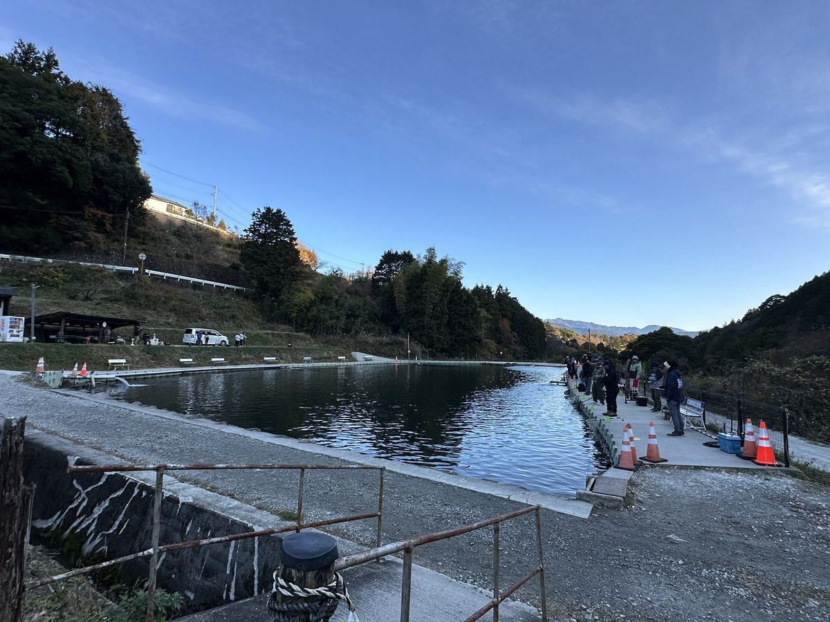 masako_ibuki's tweet photo. おはようございます☀️寒い🥶
今日は応援に📣✊🏻
#JVC決勝戦
#足柄キャスティングエリア https://t.co/7yY1HHPD5r