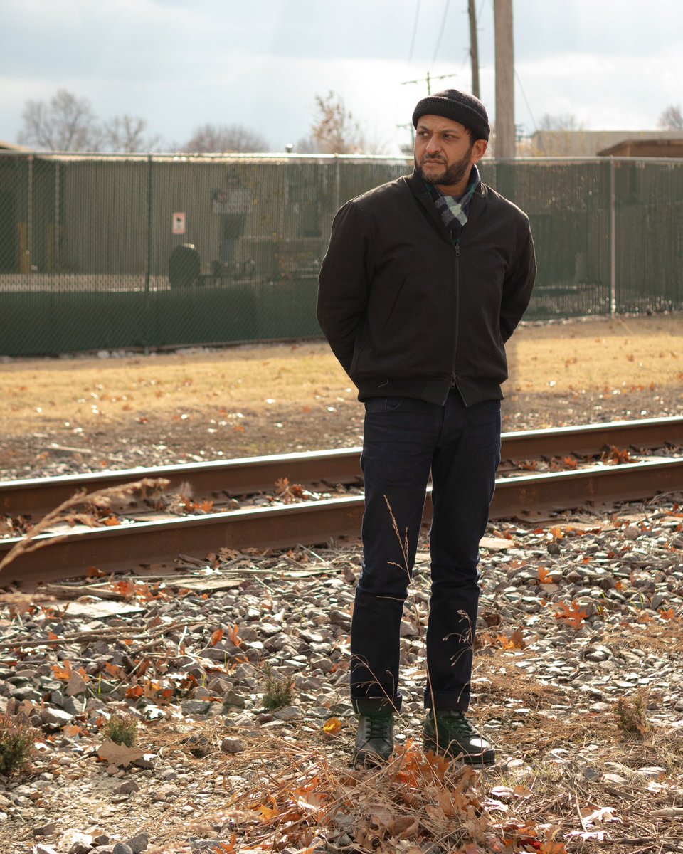 csoutpoststl's tweet image. The Reversible Bomber Jacket by Signature is the perfect guardian for gusty and cold weather. It features a durable Hungarian Military cloth exterior and a quilted Thinsulate interior that keeps you warm up to 30 degrees. 

bit.ly/sigreversibleb…