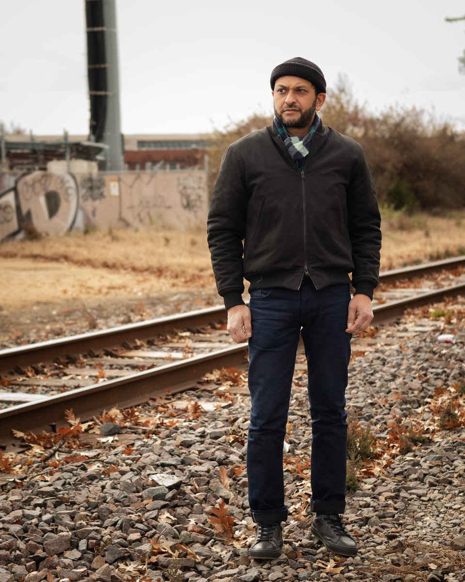 csoutpoststl's tweet image. The Reversible Bomber Jacket by Signature is the perfect guardian for gusty and cold weather. It features a durable Hungarian Military cloth exterior and a quilted Thinsulate interior that keeps you warm up to 30 degrees. 

bit.ly/sigreversibleb…