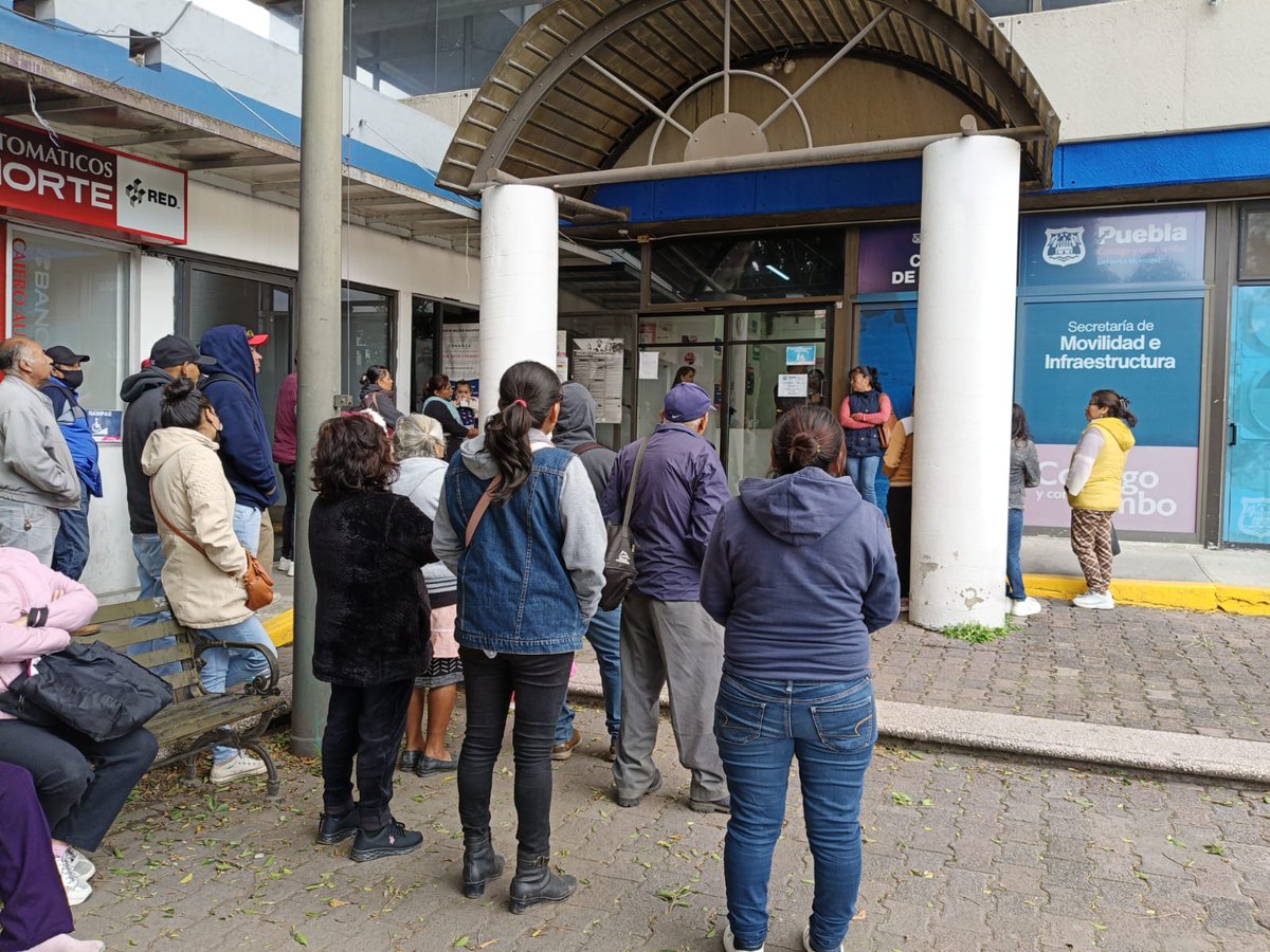 PublicaOcoyucan's tweet photo. #PEFAumentaDesigualdad | El recorte al gasto público del PEF 2025 afectará directamente a las comunidades más vulnerables. ¡Exigimos un presupuesto justo para combatir la desigualdad! https://t.co/28MprdVk2H
