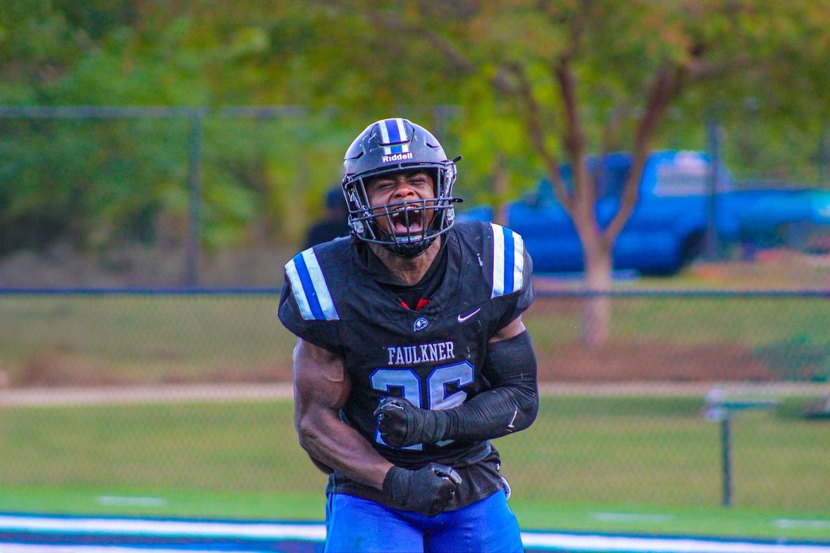 Officially in the TRANSFER PORTAL!
1 year of eligibility left
DM me! I’m ready for work!!🙏🏾