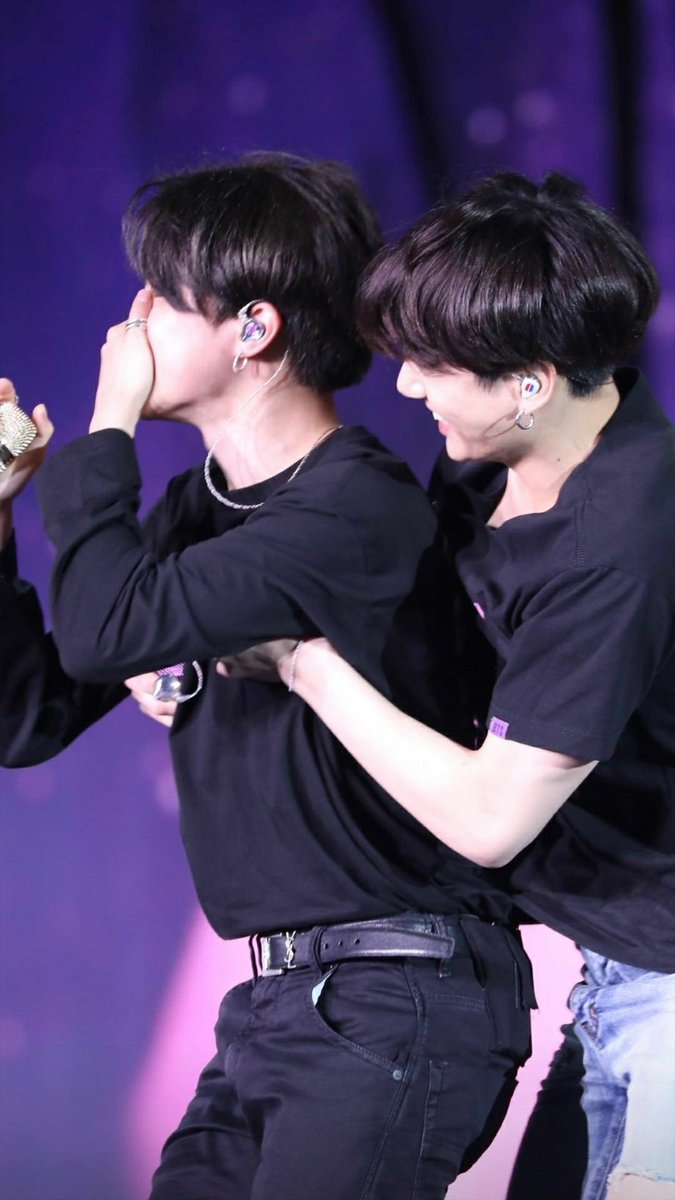 hourly jikook concerts (@jikookconcerts) on Twitter photo 