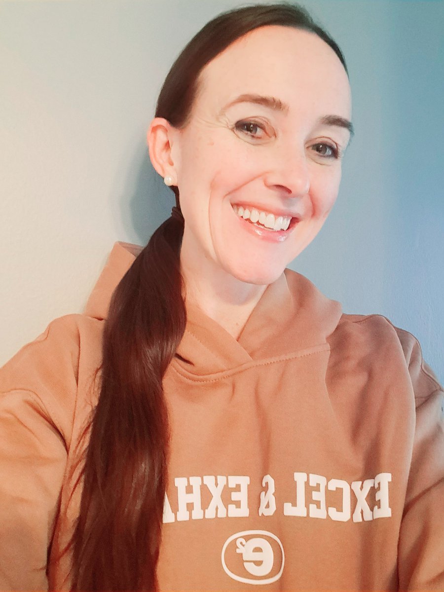 Loving my new Excel &amp; Exhale hoodie! 

So great to wear clothes that promote achieving by God's grace: excelexhale.com/collections/all

#timemanagement #divinetimemanagement