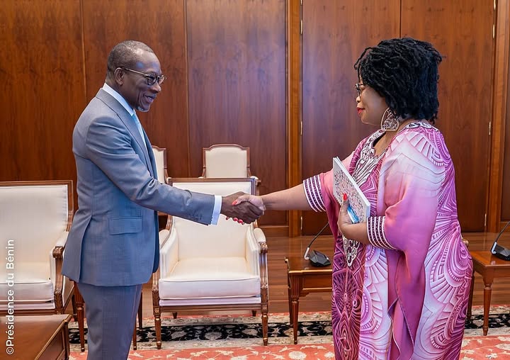 PartiUDBN's tweet image. La Ministre Conseillère Claudine A. PRUDENCIO remercie le Président de la République et s'engage...
Je tiens à exprimer ma profonde gratitude et mes sincères remerciements à Son Excellence ... web.facebook.com/share/15HmdD3y…
#RN #Bénin
#politics