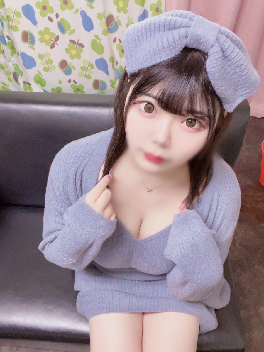 firstclassmito's tweet image. 本日
ららちゃん出勤🙆‍♂️

17:00からご案内可能🎉❤️

メンズエステを探されてる方👙
密着マッサージはどうですか？❤️

5：00まで営業しております🈺

#浦安
#メンズエステ
#葛西
#マイクロ
#オイル
#千葉
#新宿
#メンエス
#ノーブラ
#台風
#連休
#休み