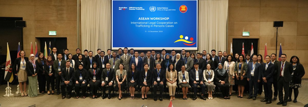 Rebecca Miller tweet media