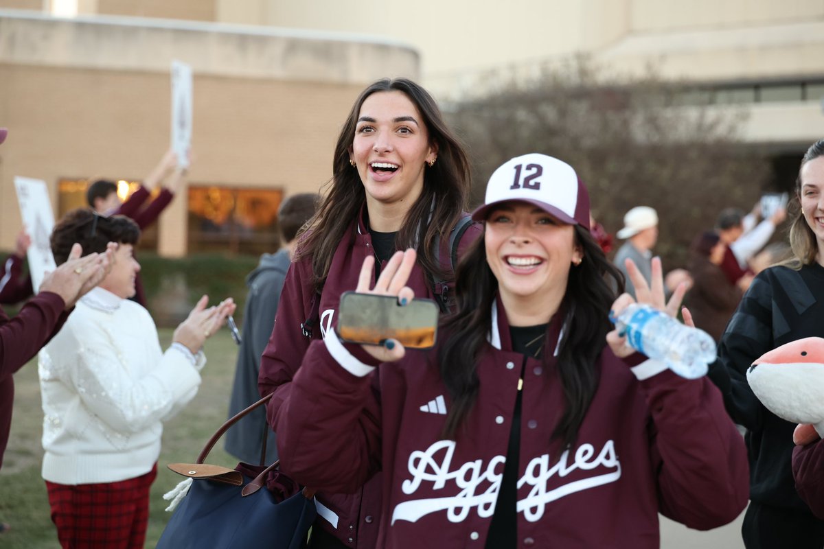 Texas A&M Volleyball tweet media