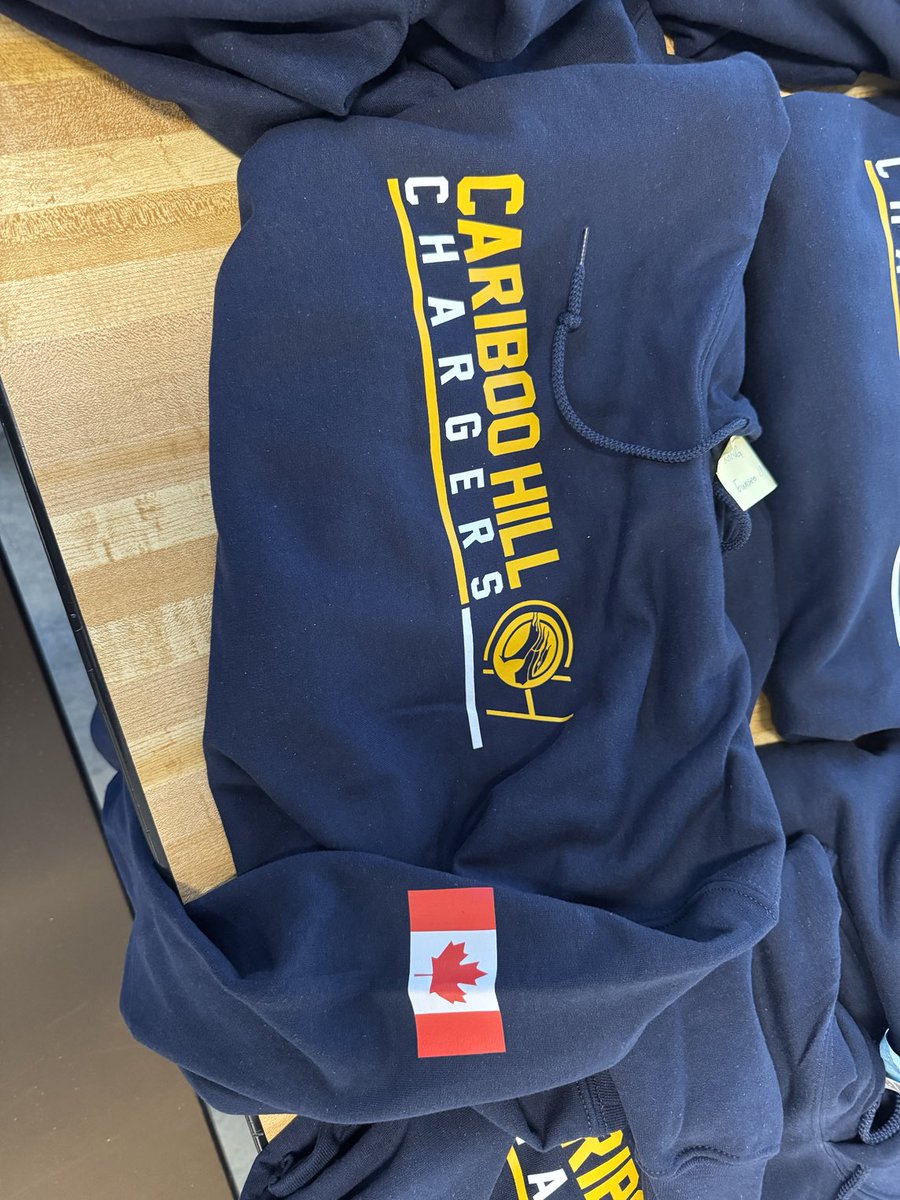 Ecole Cariboo Hill tweet media