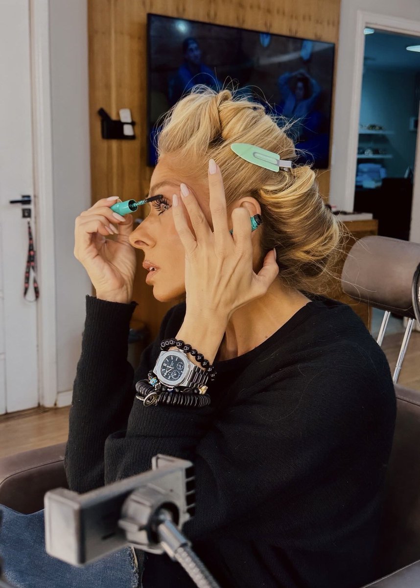 Adriane Galisteu tweet media