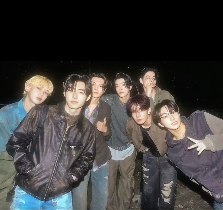 rell | ENHYPEN IS 7 tweet media