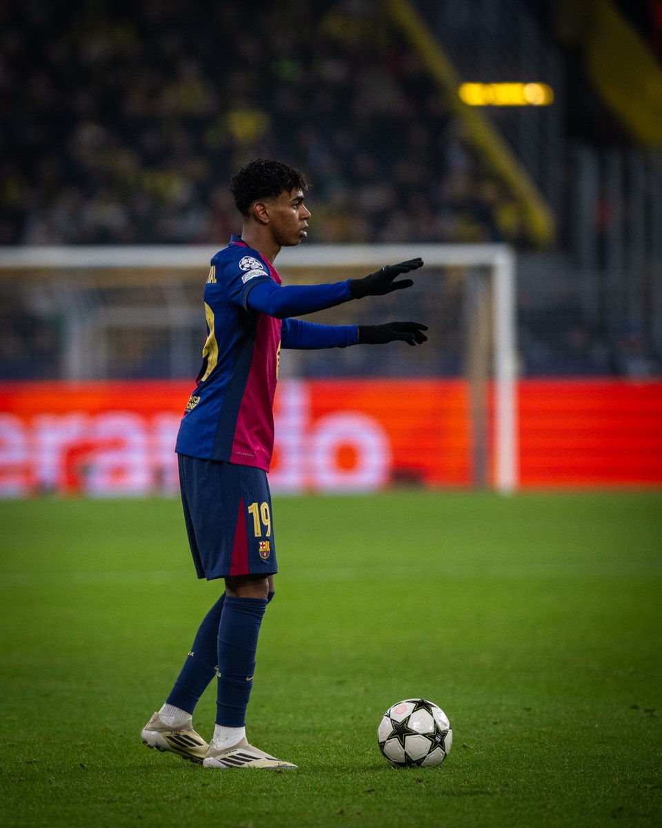 FCBarcelona's tweet image. If you're open, I'll find you.